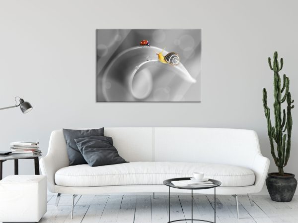 eine Schnecke und Marienkäfer, Glasbild Schn?ppchen – Bild 2